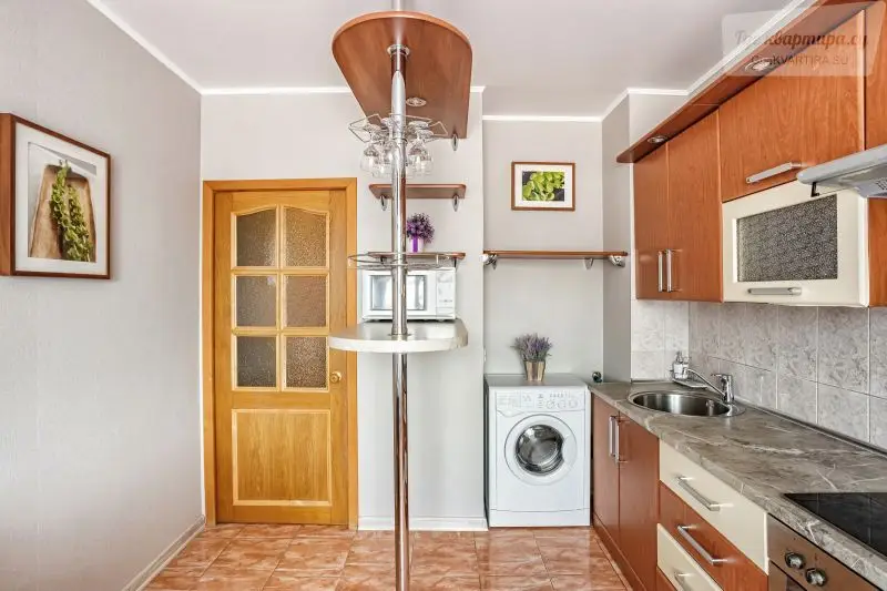 Восточно-Кругликовская улица, 51