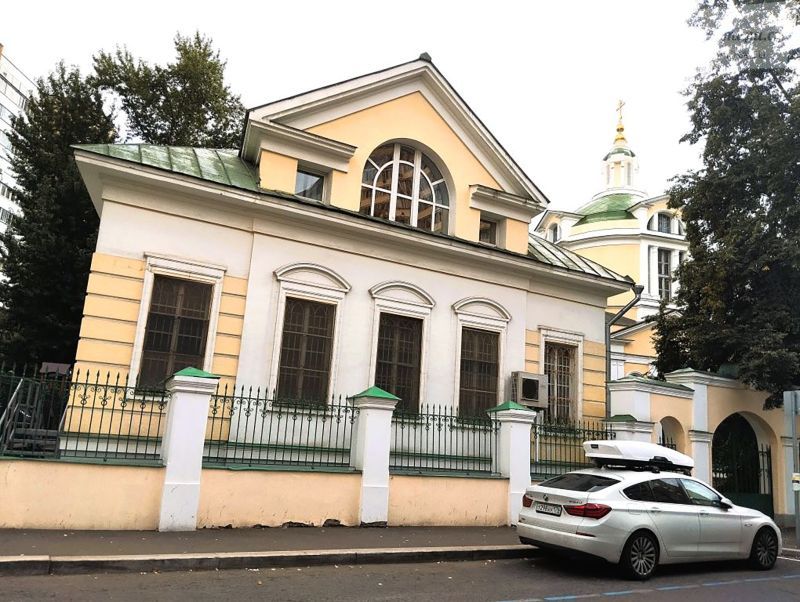 улица Бахрушина, 2с1