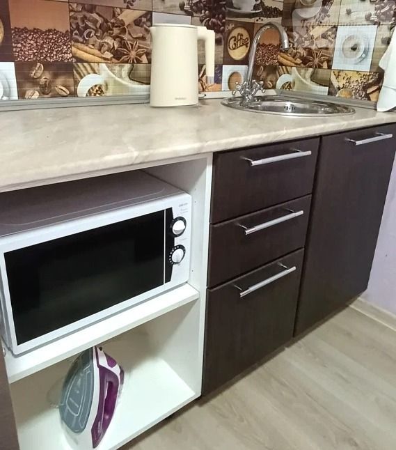 Бурнаковская улица, 69