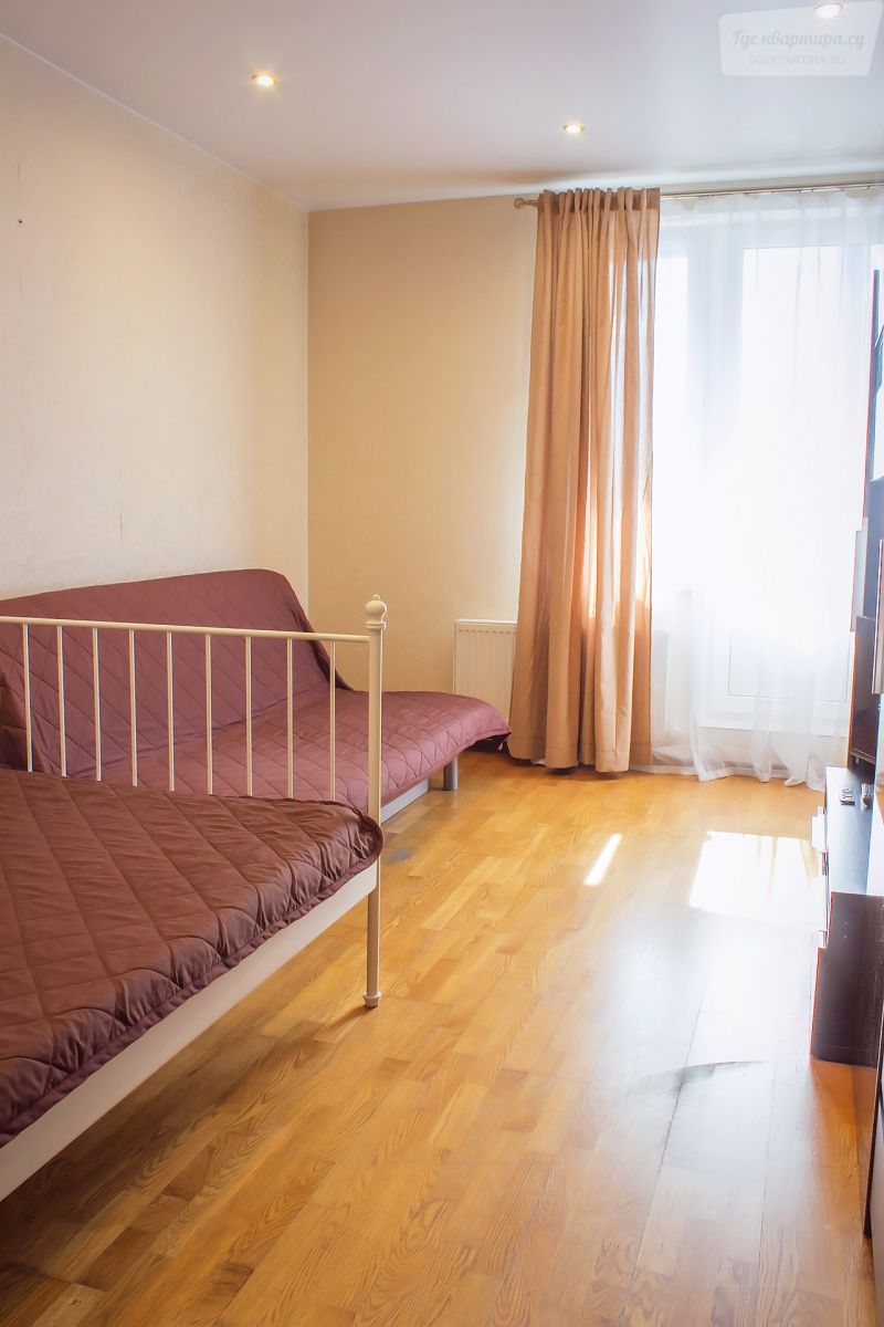 проспект Королёва, 7