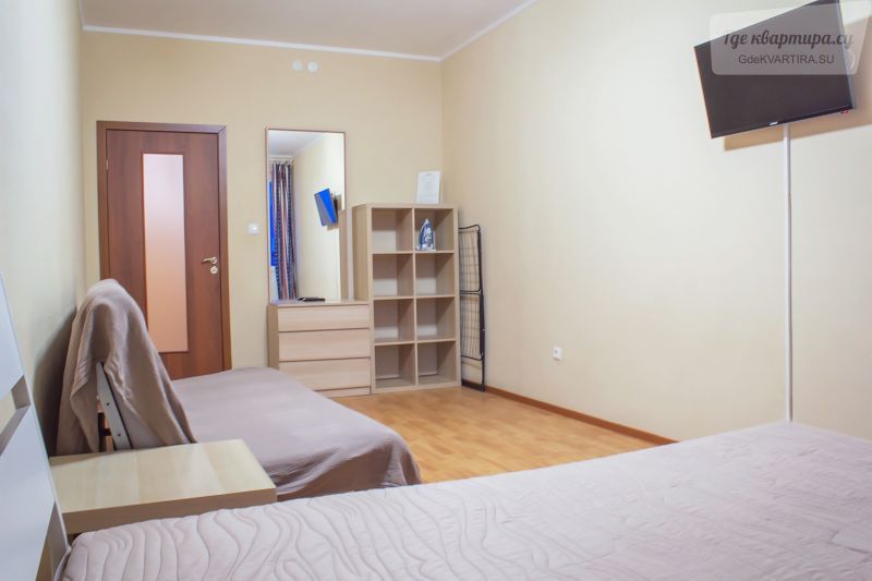 проспект Королёва, 7