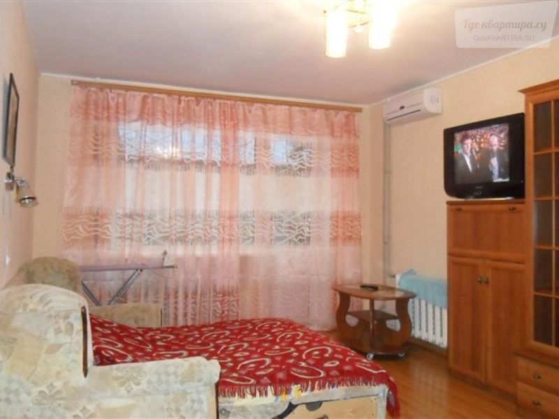 улица Софьи Перовской, 52