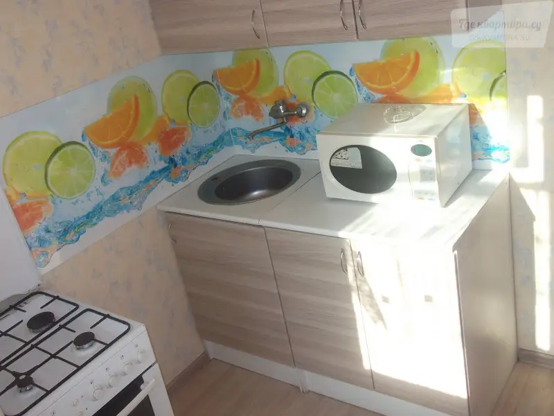 Западная улица, 7